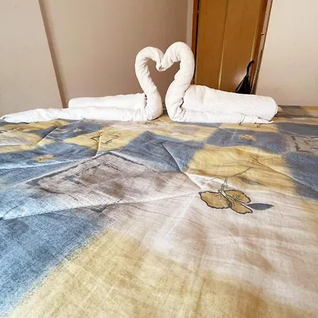 Luminous T2 A La Playa Bydivas! Pool, & Parking דירה