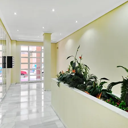 דירה Luminous T2 A La Playa Bydivas! Pool, & Parking טורבייחה